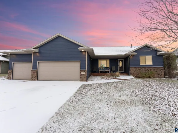 7417 W Snapdragon St, Sioux Falls, SD 57106