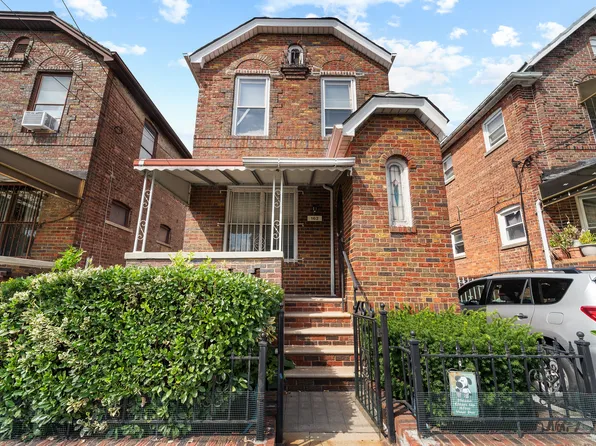 162 East 57th Street image 1 of 15