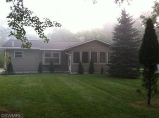 1128 W Ellis Ave, Belding, MI 48809