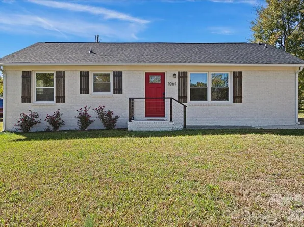 1064 Winchester Dr, Rock Hill, SC 29730