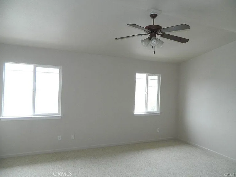 1093 Belridge St — Photo 8