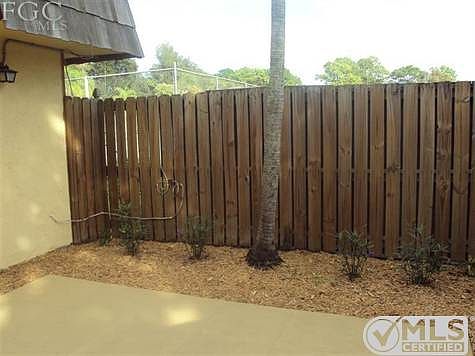 Nicely landscaped patio