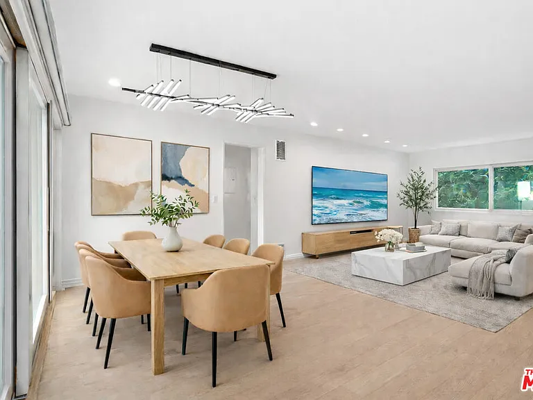 1233 N Laurel Ave #109 — Photo 3