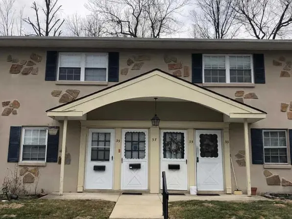 37 Shannon Dr, North Wales, PA 19454