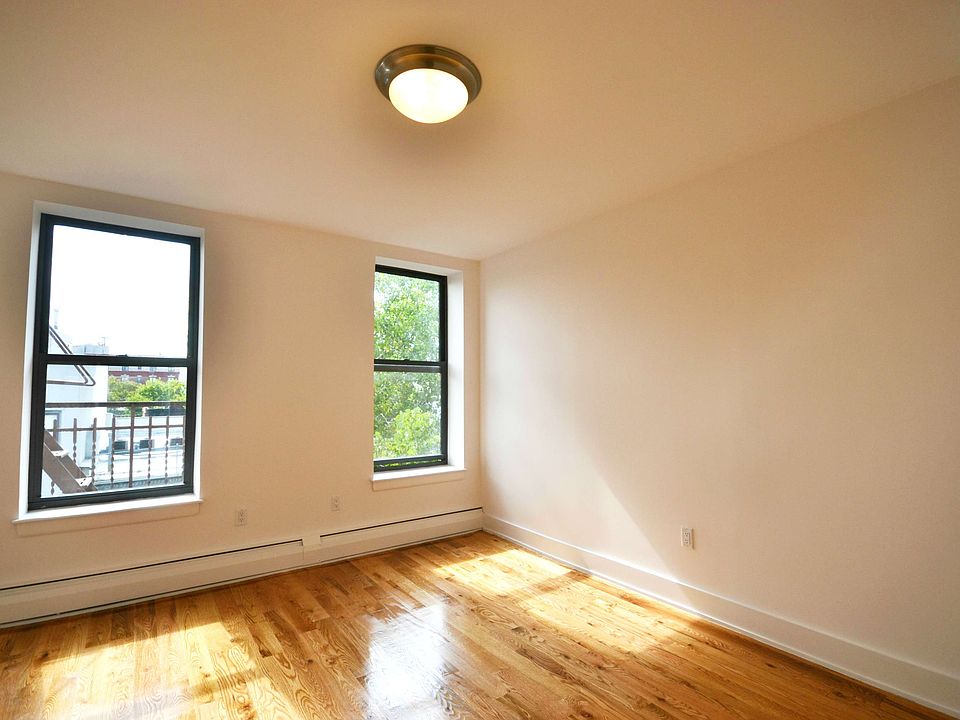 2nd image of 236 W 122nd St APT 2B