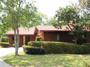 830 Lancaster Rd, Deland, FL 32720