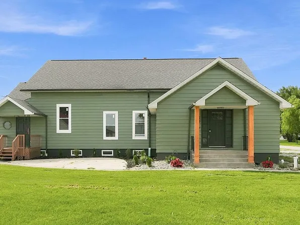 3017 W Yoder Rd, Yoder, IN 46798