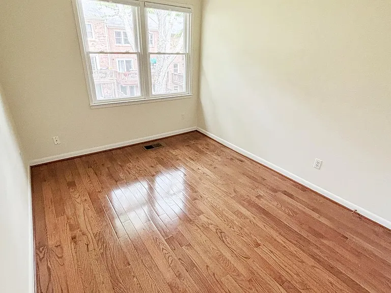 5107 Cliffhaven Dr — Photo 24
