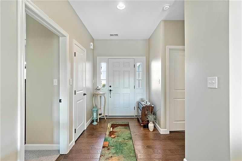 1051 Ashfield Way, Greensburg, PA 15601 Zillow