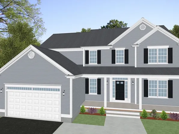 35 Spruce St, Raynham, MA 02767