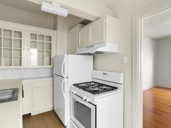 2085 Sacramento St, 2085 Sacramento St APT 406, San Francisco, CA 94109