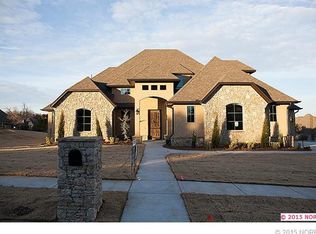 404 E Glendale St, Broken Arrow, OK 74011