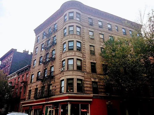 Rented by City Connections Realty | media 18