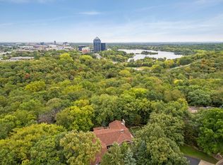 8141 Kingslee Rd, Bloomington, MN 55438