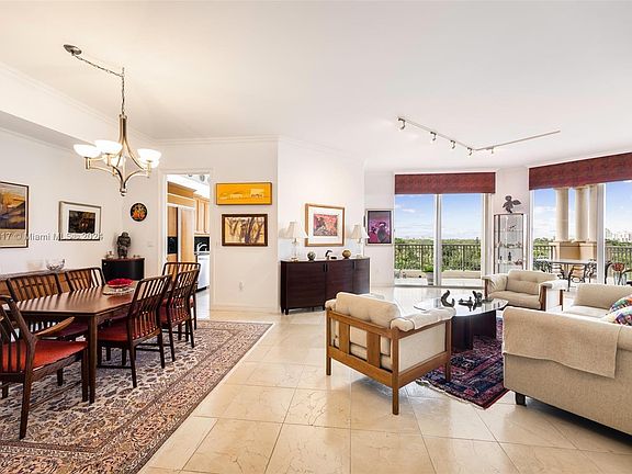 3rd image of 626 Coral Way APT 701