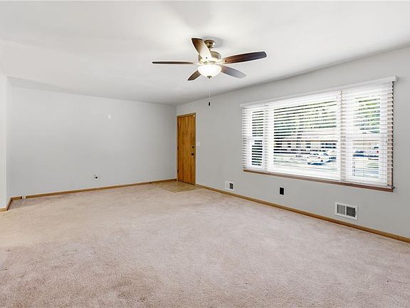 4th image of 8910 W 48th St