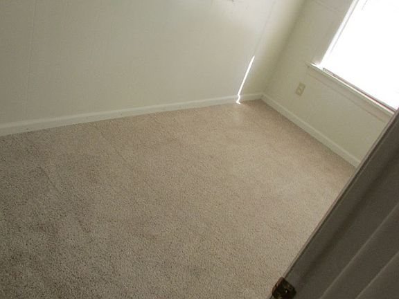 5th image of 612 12th St N