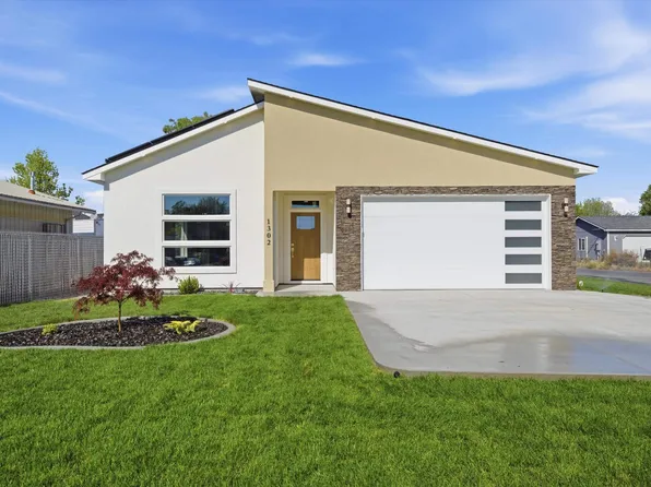1302 Road 42, Pasco, WA 99301