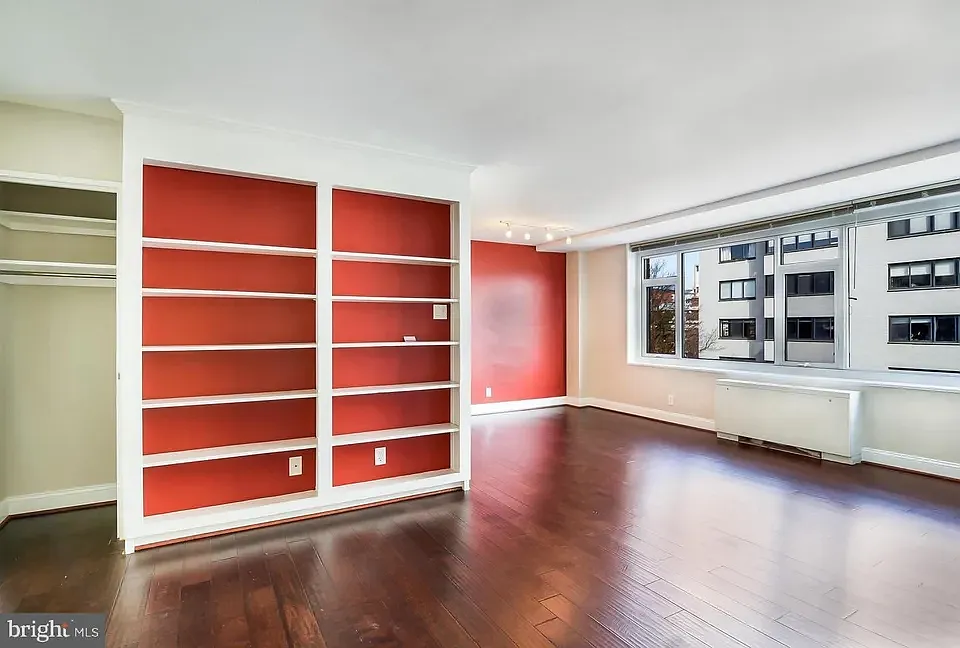 1 bed, 712 sqft, $2,825 — Photo 2
