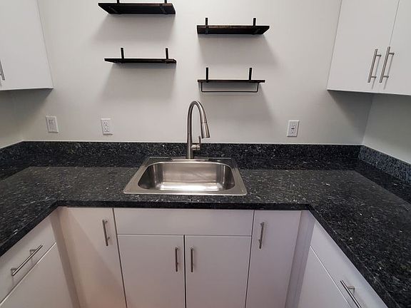2nd image of 1013 El Camino Real #10829211