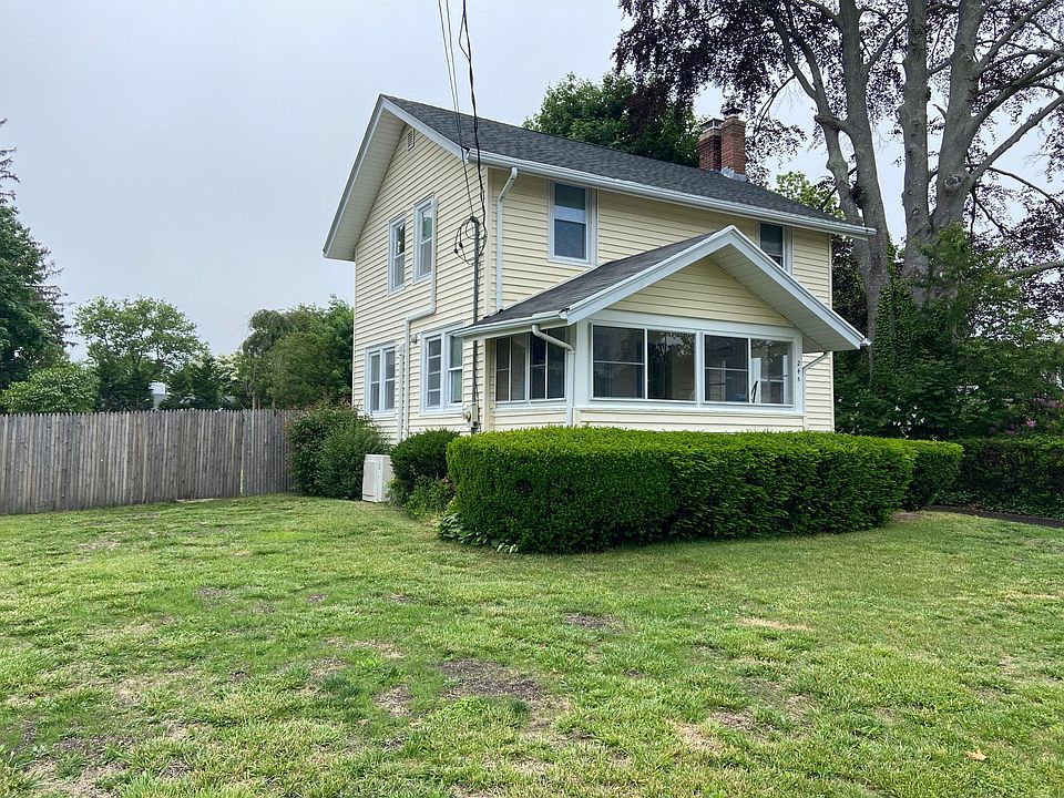 1st image of 245 Fishel Ave