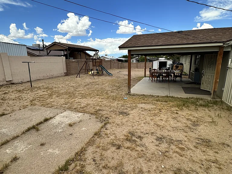 10301 Rio Puerco Trl SW — Photo 16