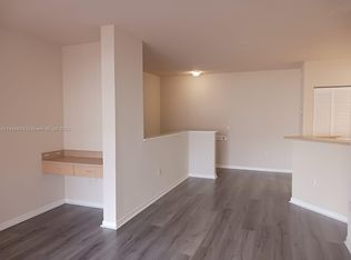 102 Belmont Ln #102, North Lauderdale, FL 33068