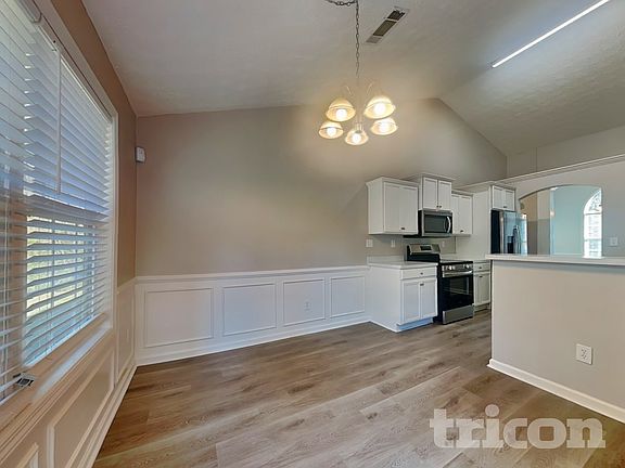 4th image of 20 Tabitha Ct