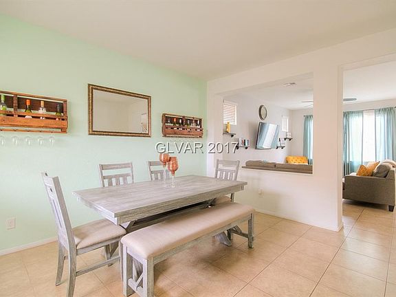 4th image of 10353 Yew Blossom Ave