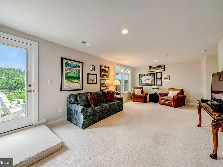 1521 Ribbon Limestone Ter SE — Photo 24