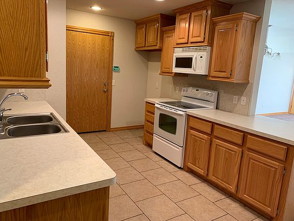 4th image of 4320 Huntly Dr