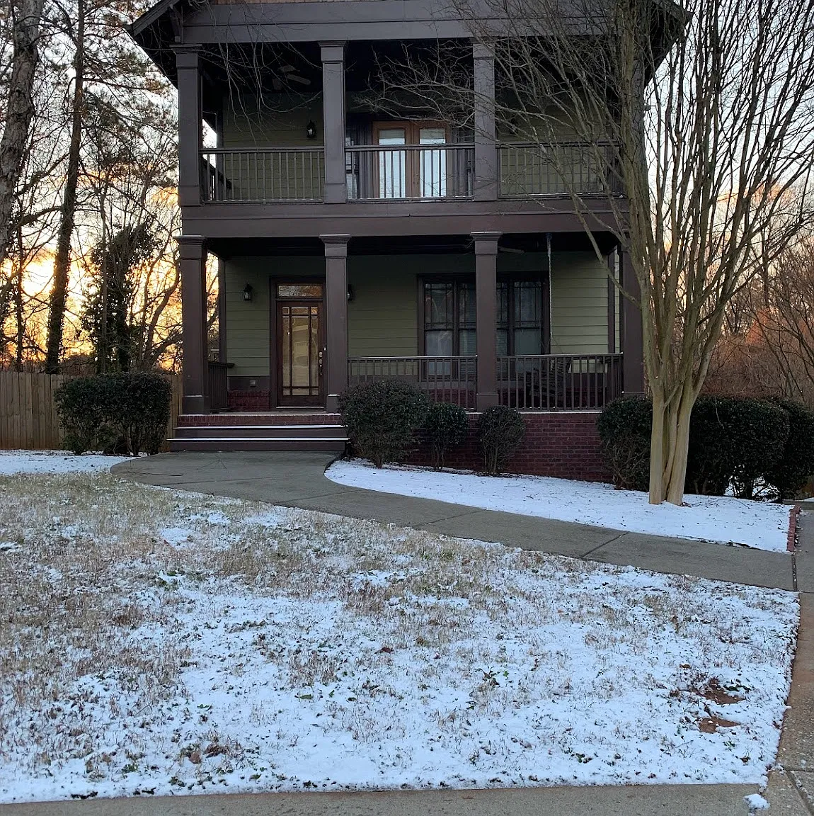 3 bed, 3.5 bath, 2024 sqft, $2,900 — Photo 1