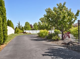 215 S 93rd Ave, Yakima, WA 98908