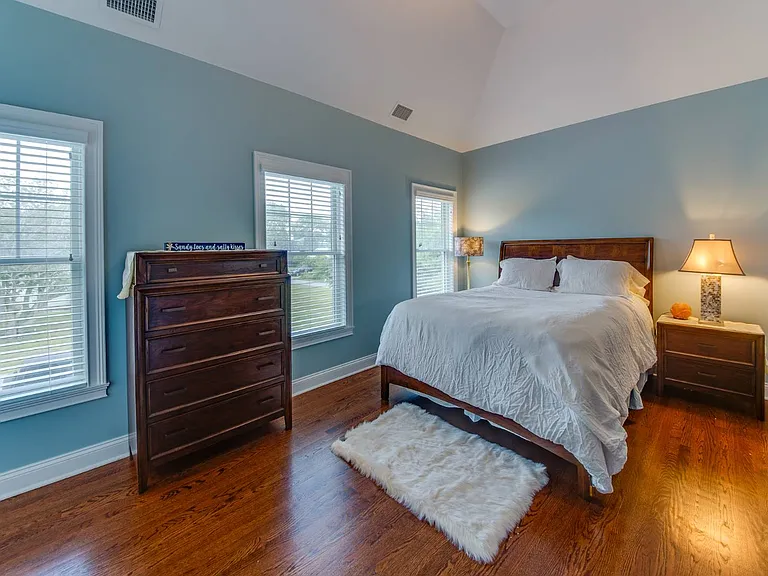 104 Bryan Rd — Photo 19