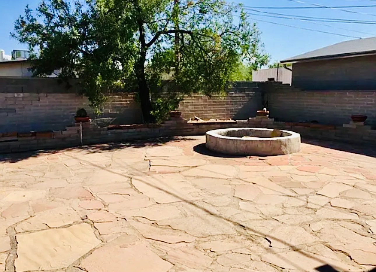 Spacious 4-Bedroom, 2-Bath Home Near the University of Arizona! — Photo 2