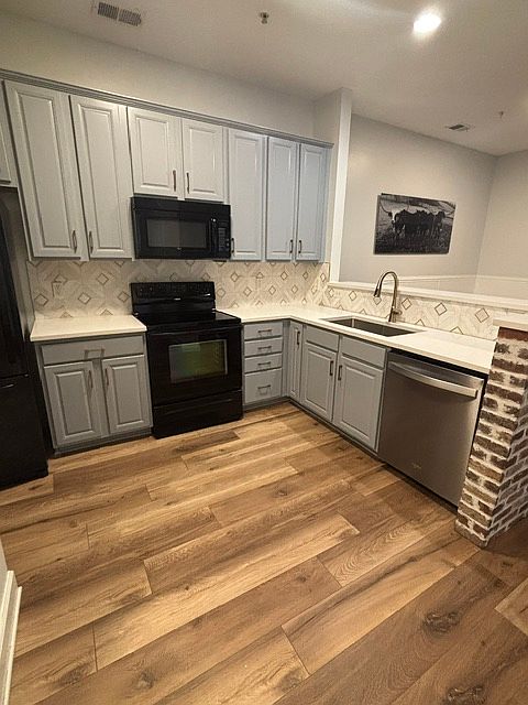 1st image of 4845 Bevendean Dr Unit E2