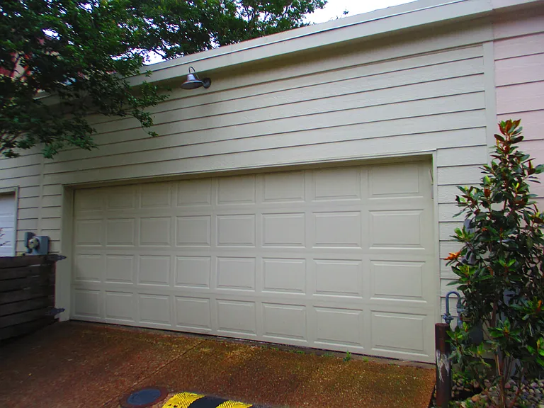 56 W Calhoun Ave — Photo 31