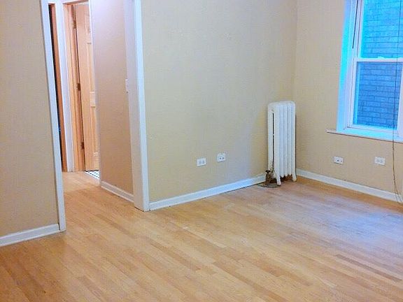 4th image of 530 W Deming Pl #1
