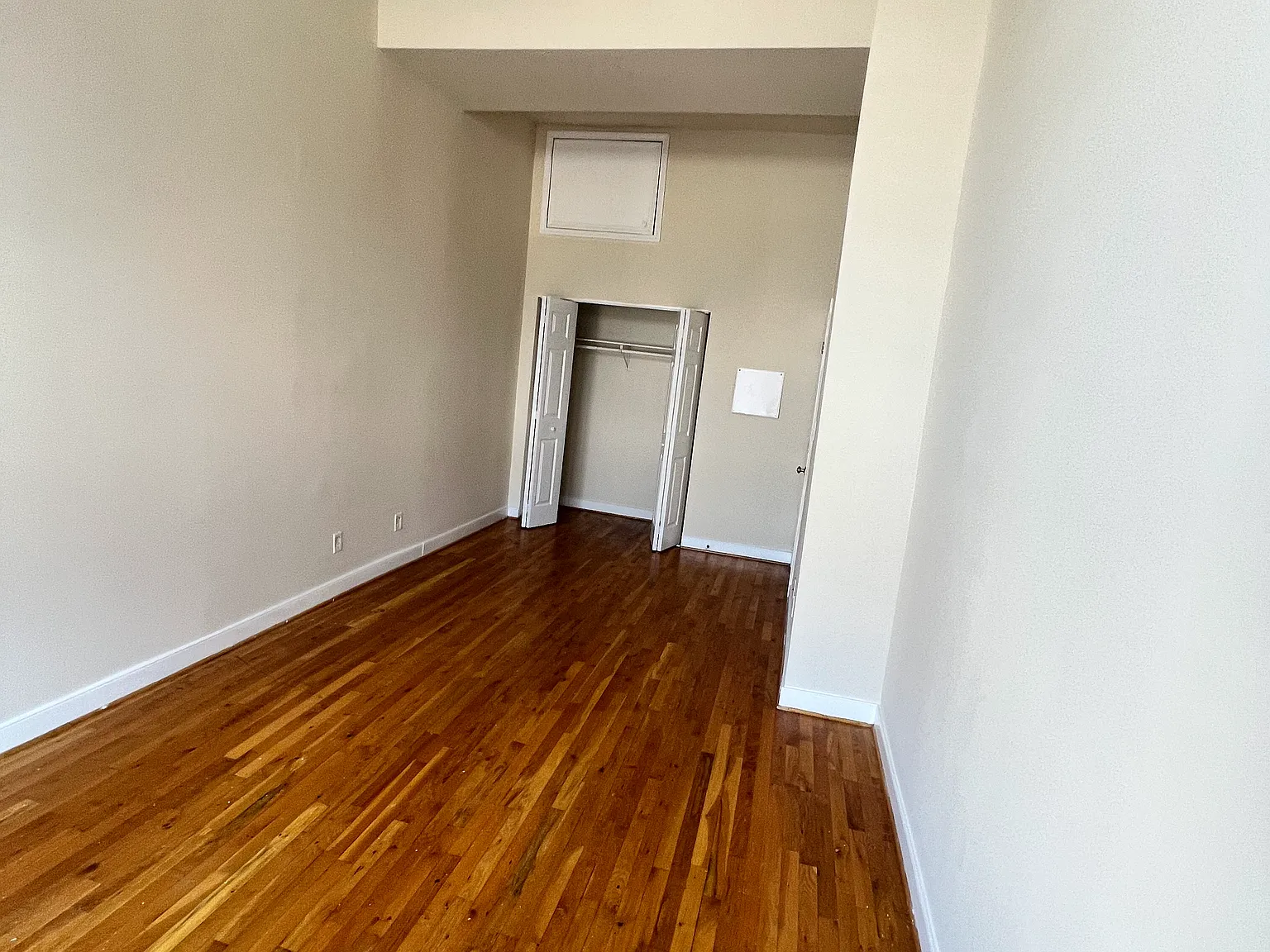 2 bed, 900 sqft, $1,595 — Photo 3