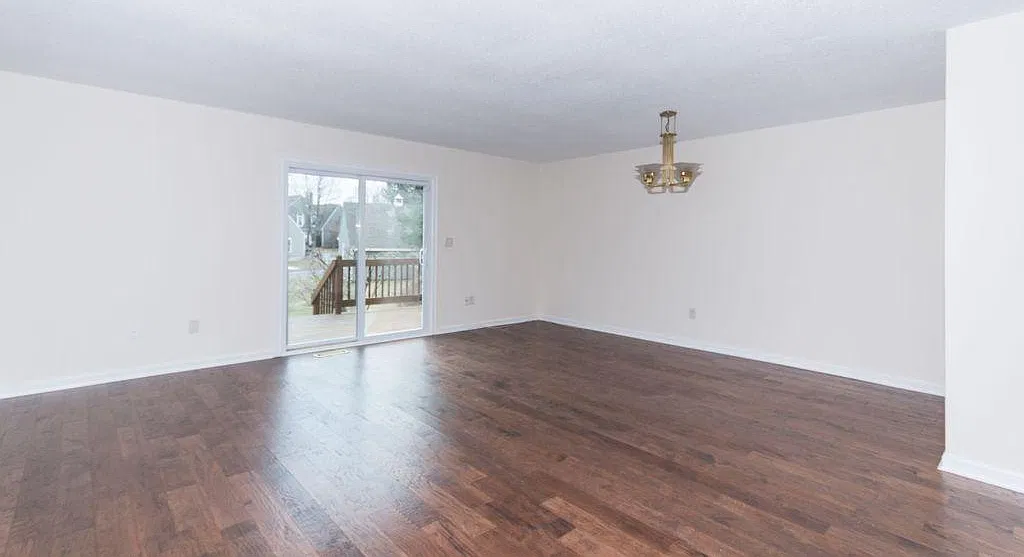 3 bed, 2.5 bath, 1836 sqft, $2,800 — Photo 4