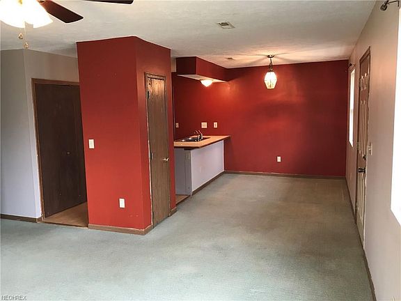 5th image of 159 Brace Ave