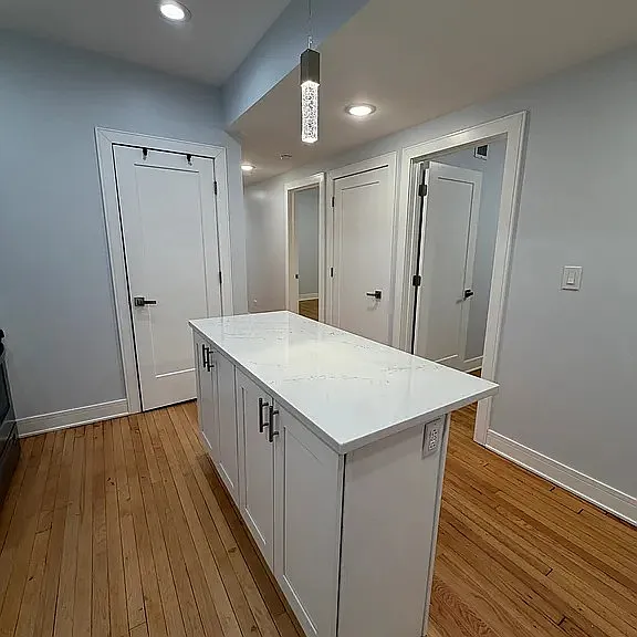 5411 N Campbell Ave #1F — Photo 4