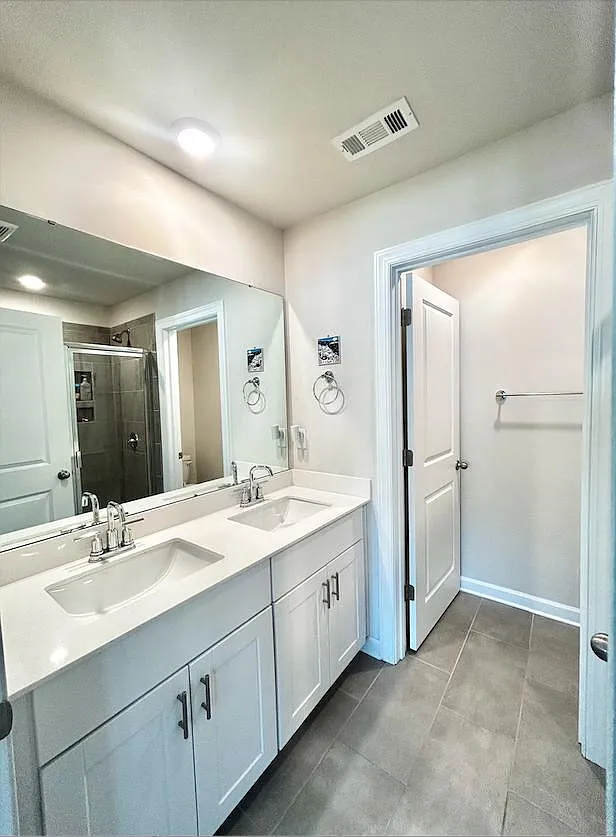 4 bed, 2.5 bath, 2053 sqft, $1,481 — Photo 4