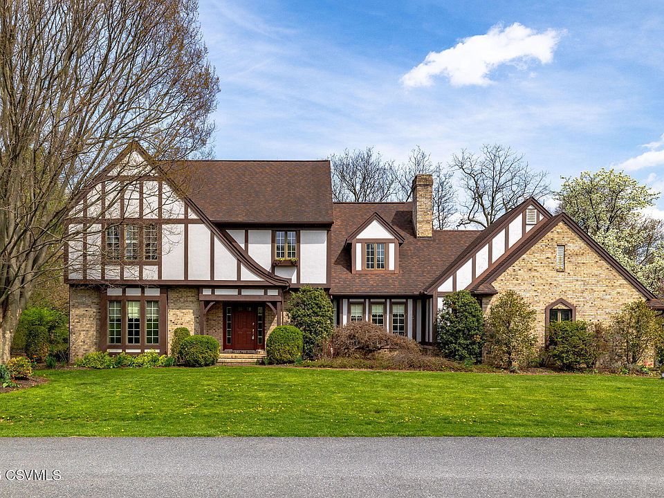 1st image of 4 N Meadow Ct