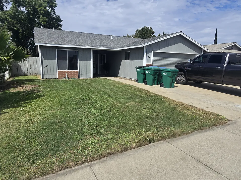 139 Mulberry Cir