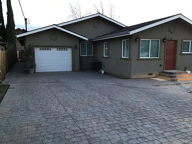 157 Laumer Ave #1 — Photo 1