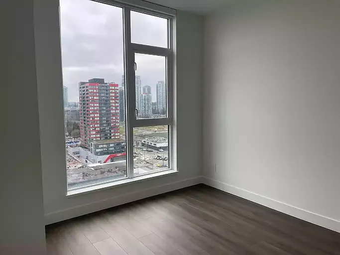 10750 135a St #1606 — Photo 3