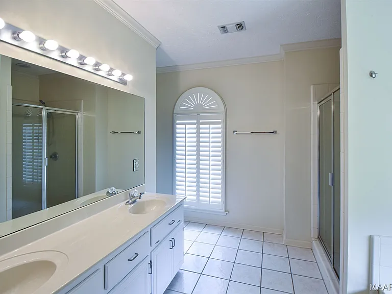 1691 Rambling Brook Ln — Photo 29