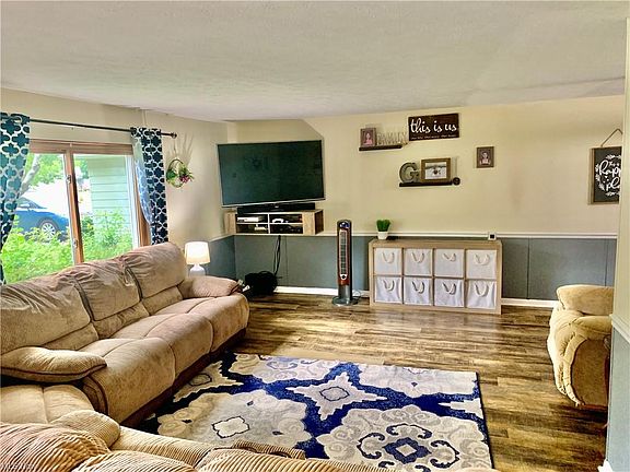 3rd image of 6611 Louann Dr