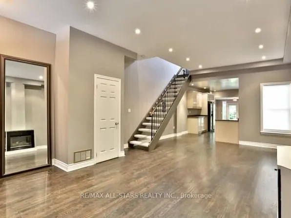 68 Macpherson Ave, Toronto, ON M5R 1W8